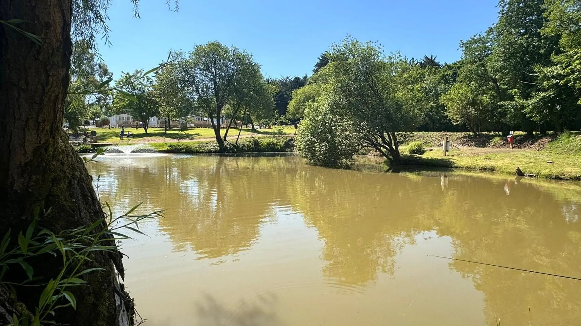 Peaceful Lake Retreat - Fishing Lakes - Swimming Pool 500Yrds - Short Stays Uk 0*, Exeter Velká Británie
